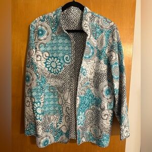 Women’s Blue and Gray Patterned Lightweight Jacket.  Reversible.